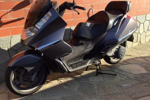 Scooter aprilia atlantic 500