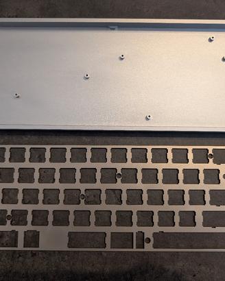 Case e plate tastiera meccanica 65%