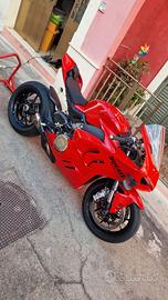 DUCATI PANIGALE V4