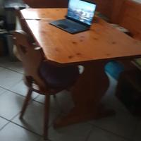 Tavolo 6 posti più panca contenitore e 3 sedie 