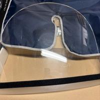 Parabrezza per seggiolino anteriore