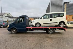 Carroattrezzi mercedes patente B portata 1456kg €5