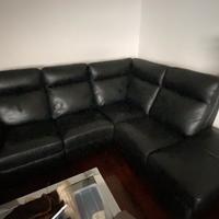 Divano angolare in pelle nera