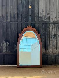 Grande specchio vintage in legno sagomato