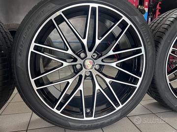 Cerchi in lega 21 per Porsche Macan con gomme