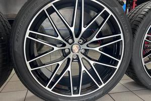 Cerchi in lega 21 per Porsche Macan con gomme