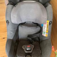 Seggiolino auto bebè confort AxissFix