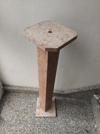 Colonnina ornamentale in marmo rosa