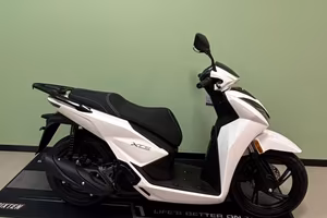 CERCHI UN HONDA SH 125.... SCOPRI TNT XCS 125