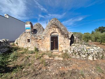 C.da Sisto, trulli da ristrutturare con terreno