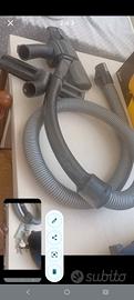 aspirapolvere con tutti gli accessori 1800w 