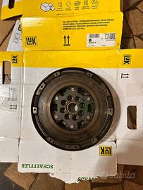 Volano Suzuki SWIFT 1.3 ddis 55  2009