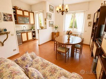 Appartamento di 85 m² con 3 locali e box auto a Ar