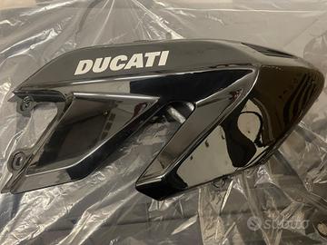 Fiancata dx Ducati hypermotard 796 e 1100 abs