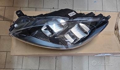 Faro sinistro Ford Kuga full led originale