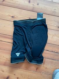 Pantaloncini protetzione Dainese scarabeo