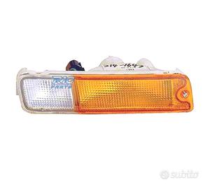 FANALE ANTERIORE SINISTRO MITSUBISHI L200 K74 96-0