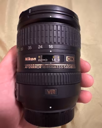 Nikon AF S Nikkor 16-85 mm f/3.5-5.6 G ED DX