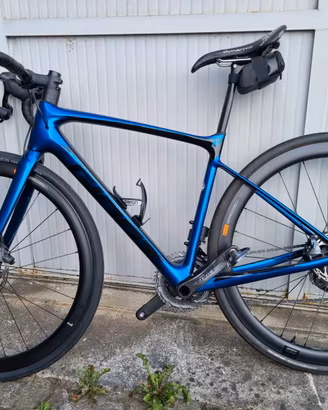 GIANT DEFY
