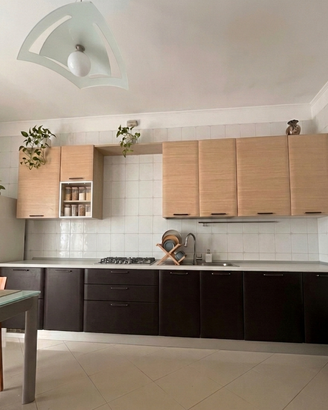 Cucina moderna lineare - EUROPLAK