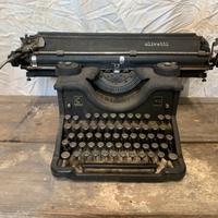 Macchina da scrivere OLIVETTI M40 carrello lungo