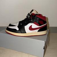 air jordan 1 mid rosse e nere