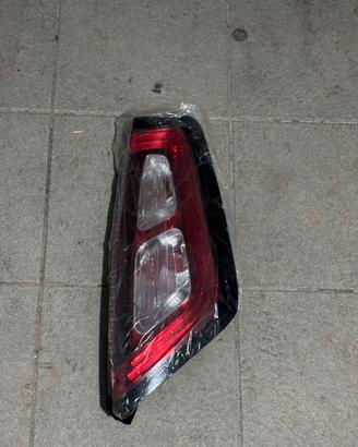 Fanale Posteriore DX LED Punto Evo Marelli NUOVO