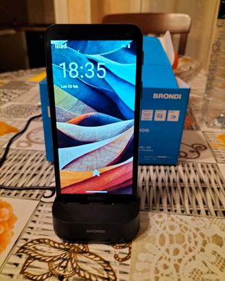 smartphone Brondi amico