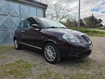 Lancia Ypsilon 1.2 Platino