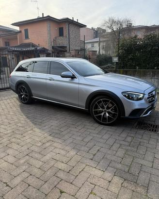 Mercedes E 400 All Rerrain