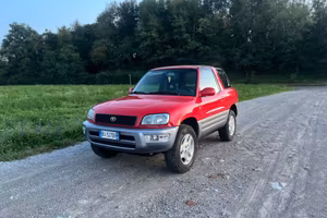Rav 4 con soli 77 mila km