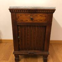 Comodino Antico – Noce e Marmo con Serrandina