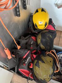 IMBRAGHI, CASCHETTI, GIUBBOTTI ALTA VISIBILITA'