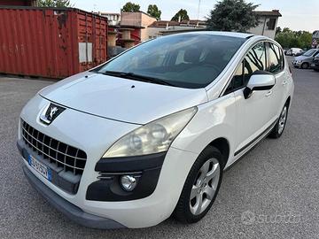 PEUGEOT 3008 1.6 HDi 110CV cambio robotizzato Bu