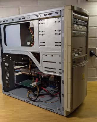 PC Vintage Retro Core 2 Quad Q6600 Asus P5E