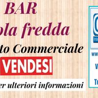 523/14 BAR T. FREDDA interno a centro commerciale