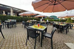 Attività / Licenza di 250 m² a Mentana