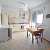 Bilocale con due balconi a Laives