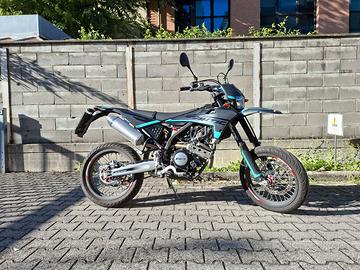 Fantic XMF 125 4t Performance Motard - NERO/AZZURO