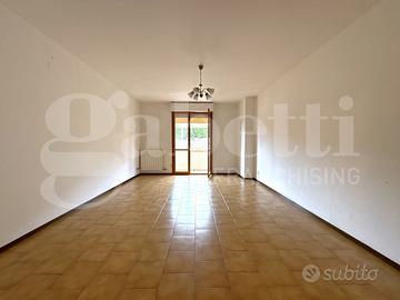 Appartamento Carrara [Cod. rif 3293014VRG]