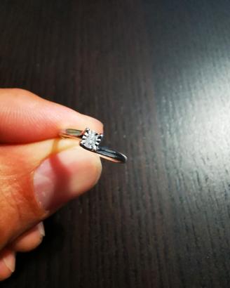 anello solitario