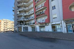 MAGAZZINO A CORIGLIANO-ROSSANO