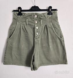 Shorts Zara vita alta verde militare .