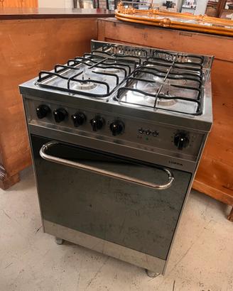 Cucina LOFRA 4 fuochi con forno – Acciaio inox