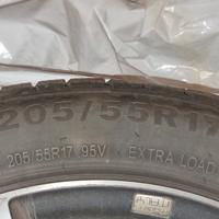 4 Pneumatici invernali + cerchi in lega Renault 