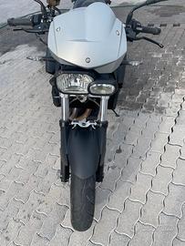 BMW 800
