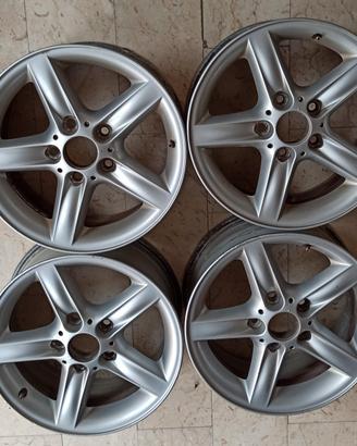 cerchi in Lega bmw 320 e46  raggio 16