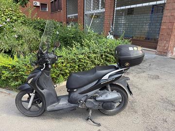 SUZUKI SIXTEEN 150