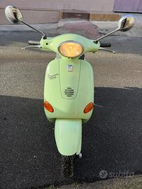 Piaggio Vespa 50 ET4 - 2008