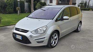 STUPENDA SMAX AUTOMATICA 7 POSTI TETTO PANORAMICO